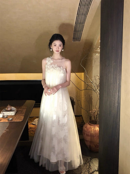 26Apr. 花滿枝 氣質手工繡花細紗連身裙 杏