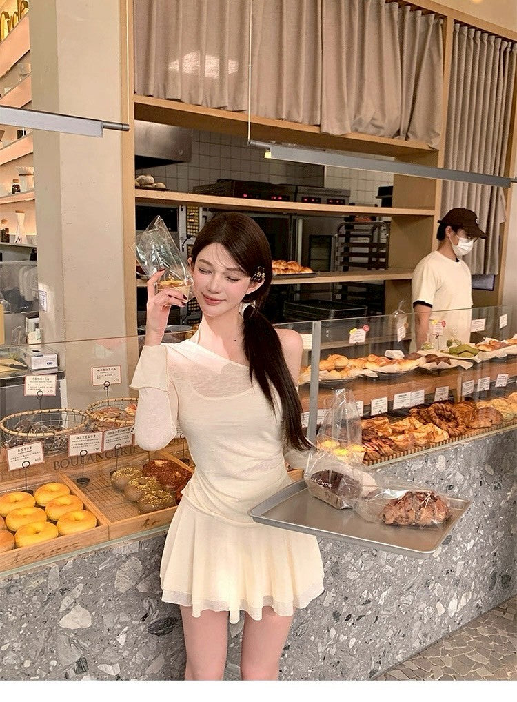 25Sep. 香霧白茶純欲掛脖上衣短裙3件套