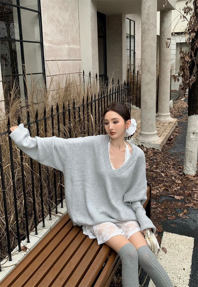 Oct. 暖心coco 高磅羊毛V領百搭粉色/灰色上衣 蕾絲連身裙