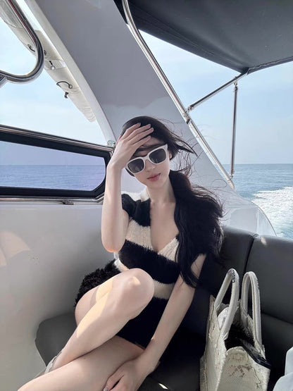 May. megscar*海軍條紋v領短款針織上衣