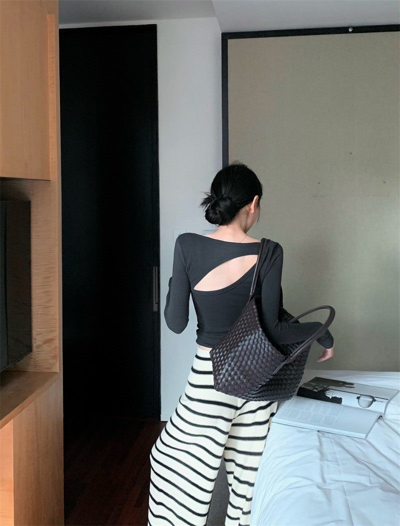 Apr. 舒適居家 簡約不規則後背縷空上衣 橫紋闊腿褲