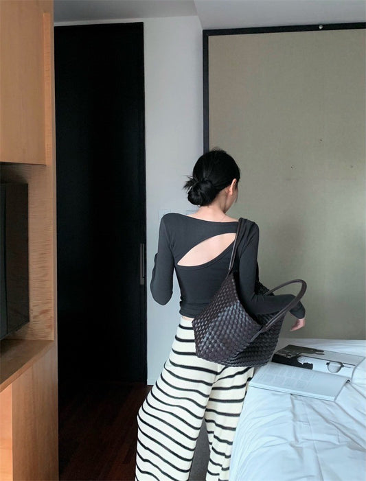 Apr. 舒適居家 簡約不規則後背縷空上衣 橫紋闊腿褲