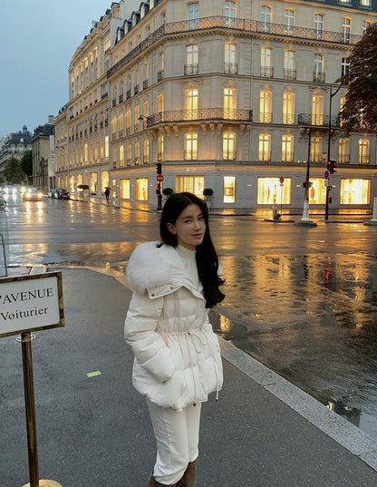 25Dec. 雪絨奶芙毛毛帽收腰羽絨外套 白