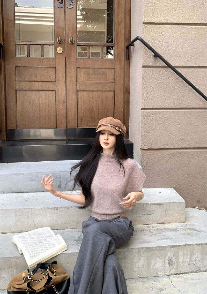 25Dec. 冬衣百穿微高領泡泡袖針織上衣 卡棕/黑