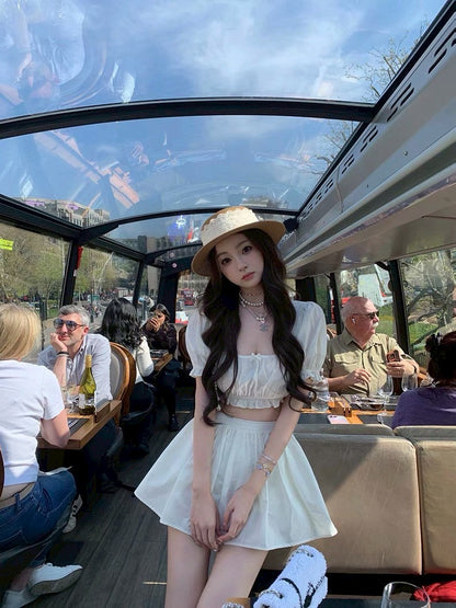 Jun. 夏日綿綿冰 浪漫甜美U領泡泡上衣半裙套裝 白