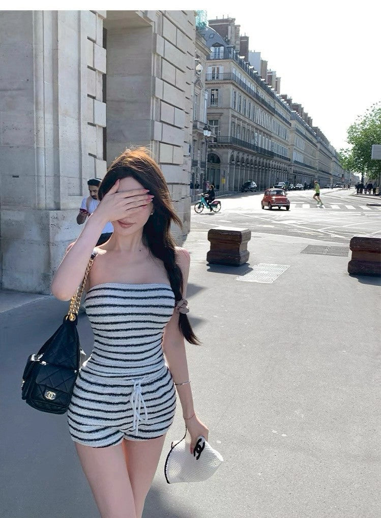 25Aug. 法香特殊織機紡藝條紋抹胸短褲套裝