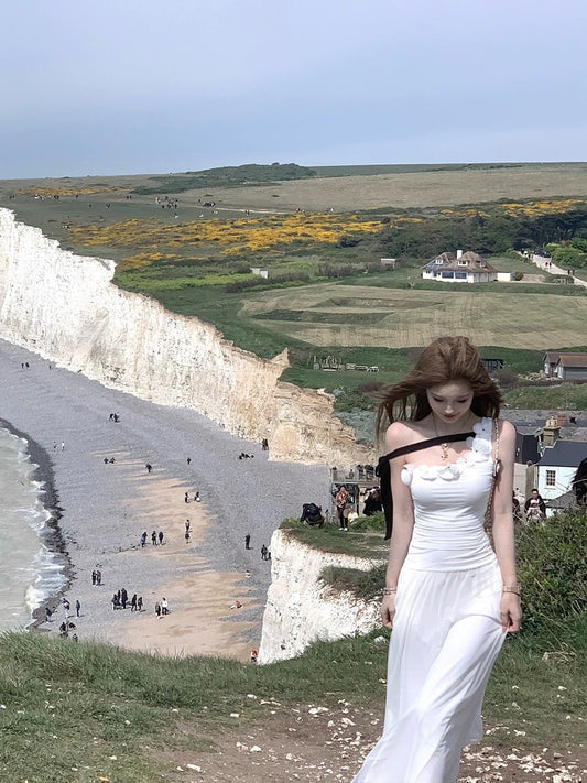 Jun. 美神立體手工小白花斜領連身裙