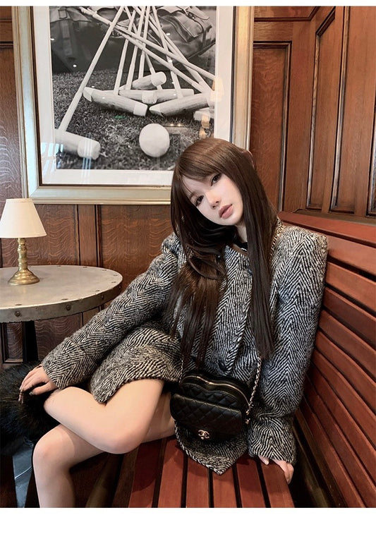 25Dec. 法式人字紋加棉厚粗呢雙排扣風衣