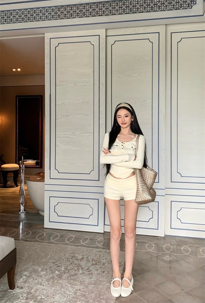 Apr. 復興時代美式U領口袋上衣中腰短褲套裝 杏