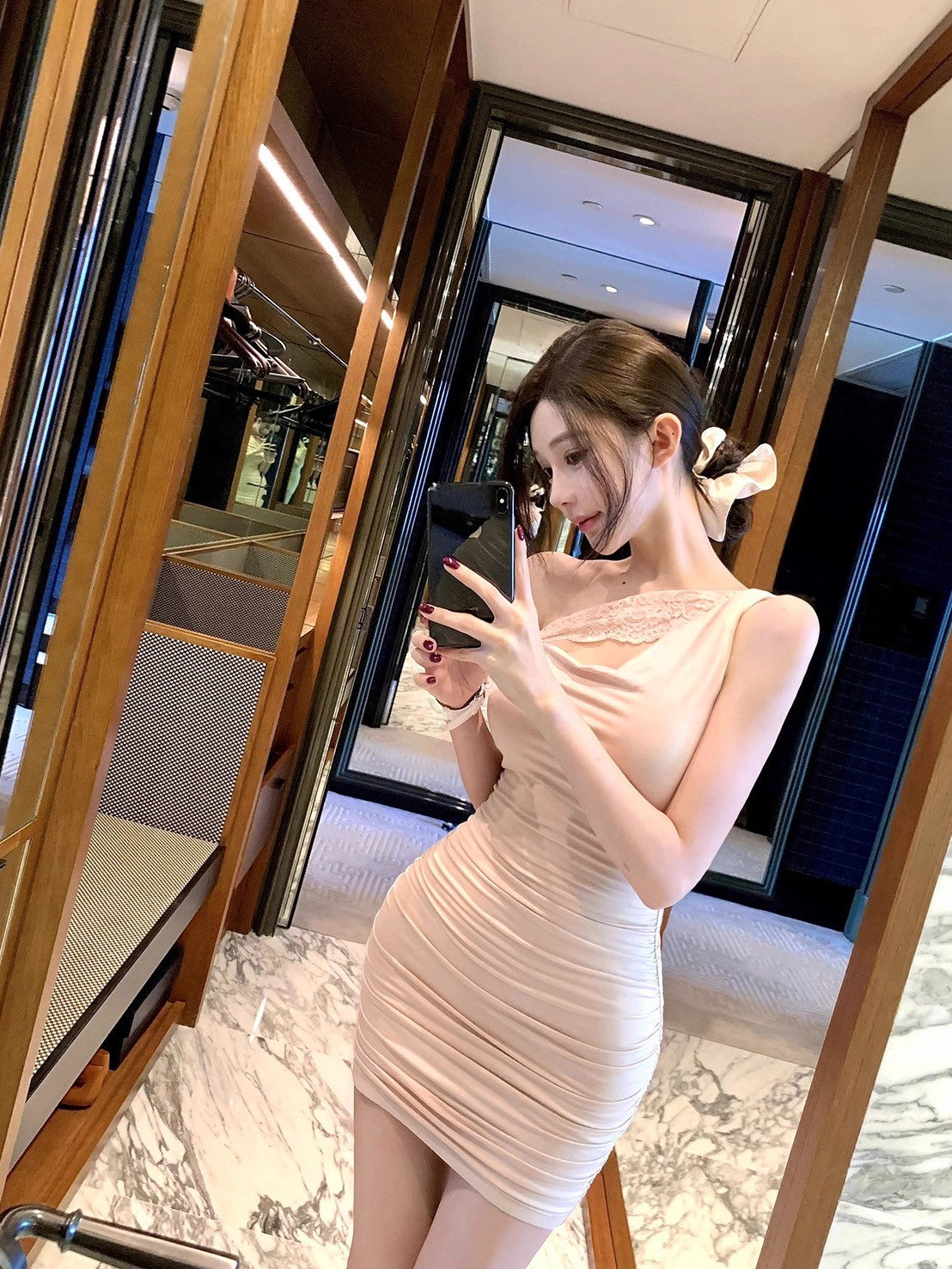 25Sep. 韓女設定純欲蕾絲斜領連身裙套裝 粉