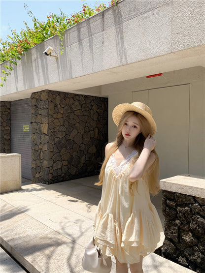 Jun. 花語呢喃 露思款甜美V領洋裝 奶黃  （蕾絲背心單獨選購）