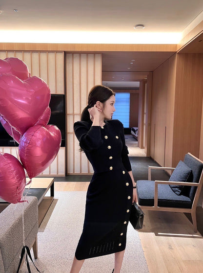 Mar. B牌金釦 高雅紙片人針織半身裙套裝 黑