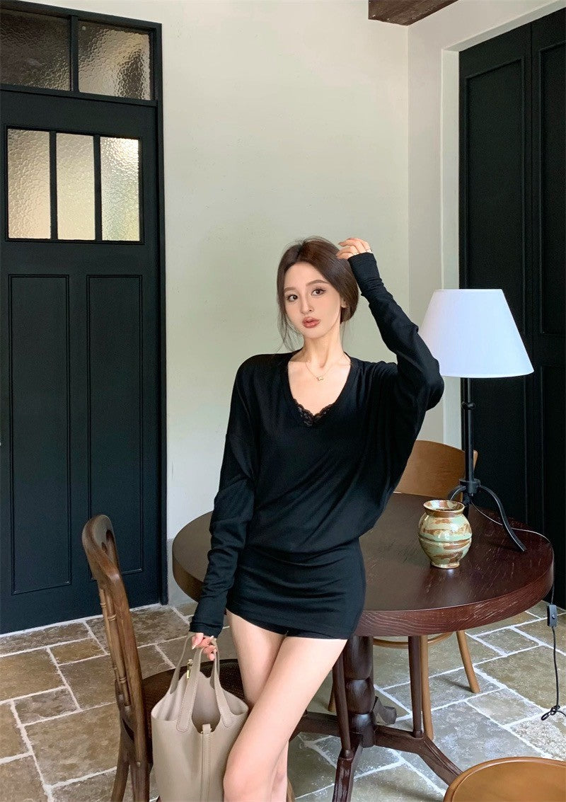 Jun. 戀夏告白 蝙蝠袖V領包覆下擺長袖上衣 黑