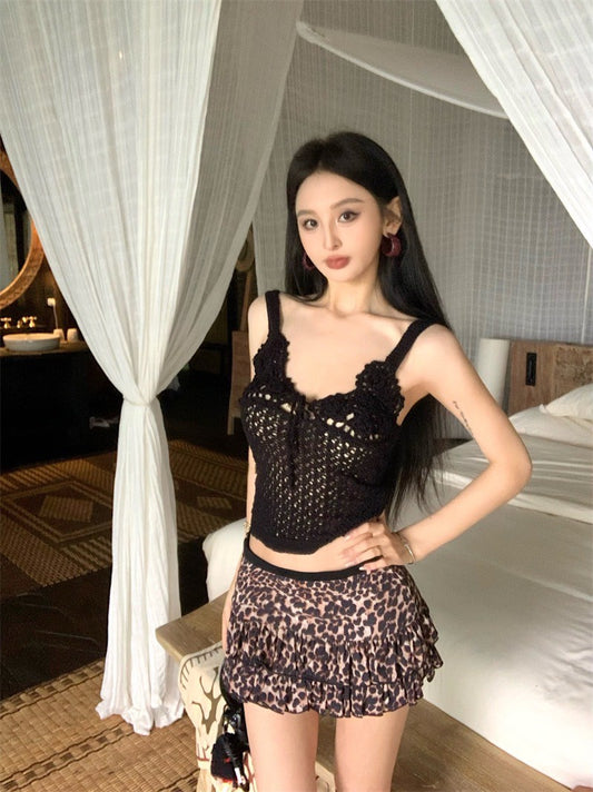 Jun. 島嶼渡假粗鈎織花背心 黑/紅