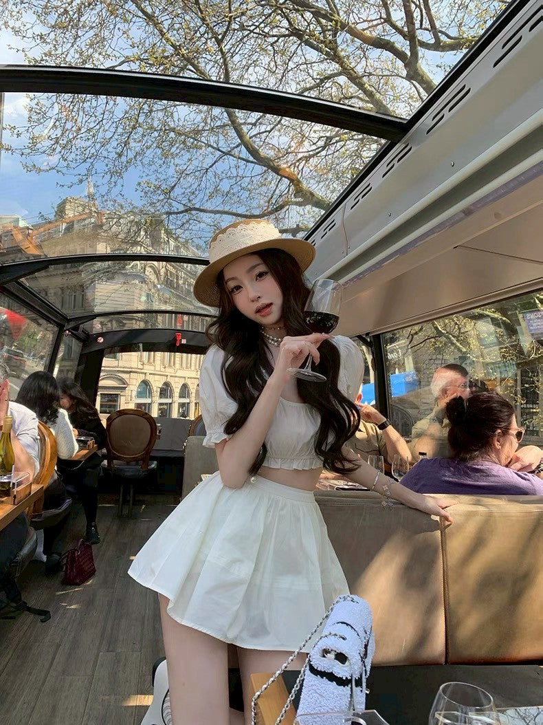 Jun. 夏日綿綿冰 浪漫甜美U領泡泡上衣半裙套裝 白