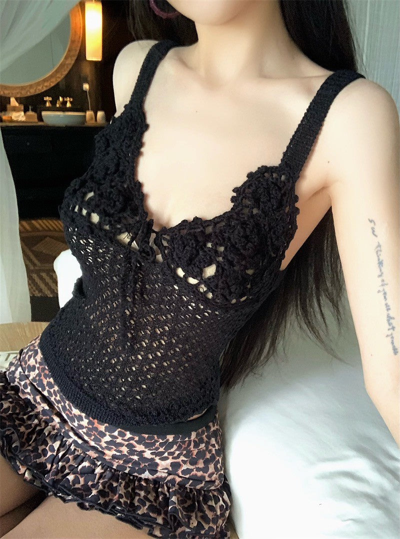 Jun. 島嶼渡假粗鈎織花背心 黑/紅