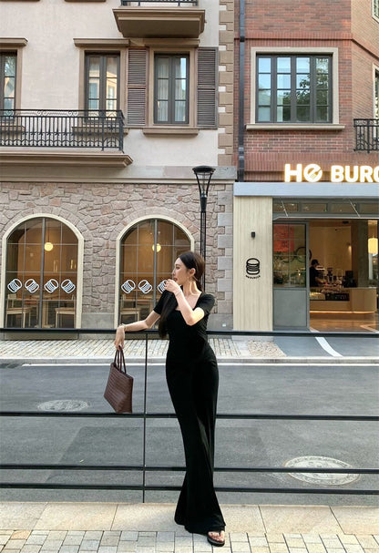 25Aug. 舒適性休閒方領綁帶遮肉肉連身裙 灰/黑