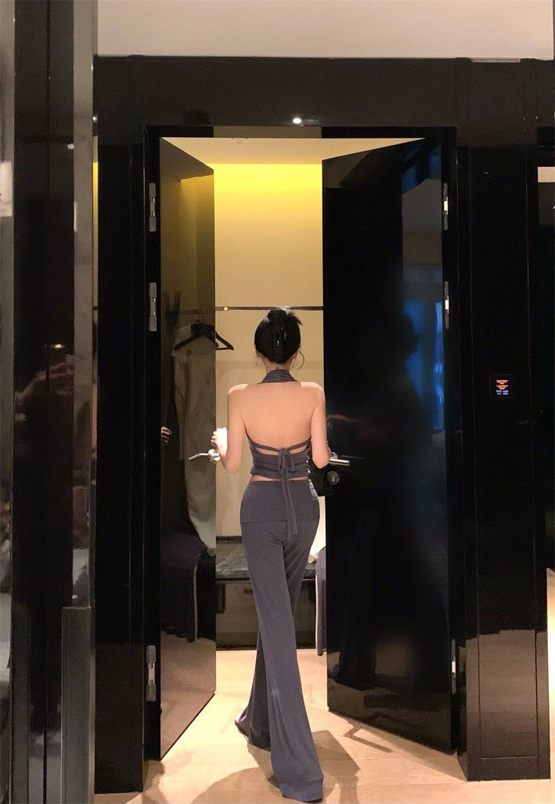 25Jul. 復古辣妹 掛脖V領收腰背心反折休閒褲套裝 藍