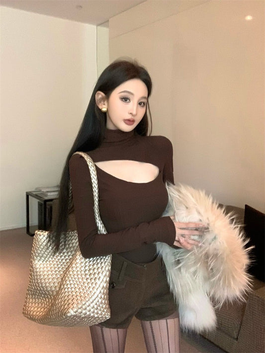 Jan. 設計感縷空疊穿高領打底上衣 咖