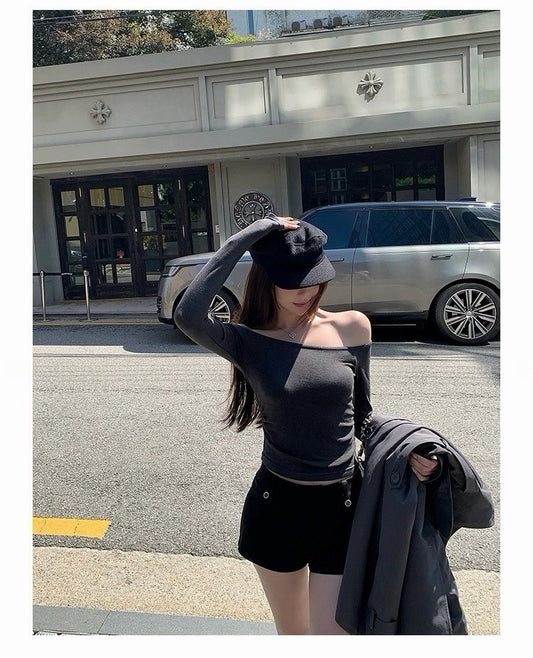 25Nov. 美肩擔當 修身純色百搭上衣3色