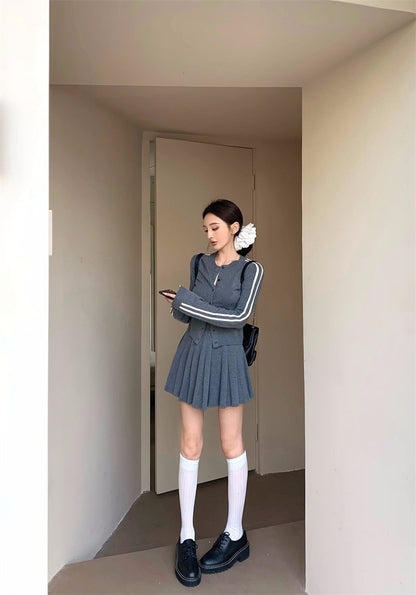 Mar. 韓系學院 雙槓圓領針織開衫 百褶半身裙 灰