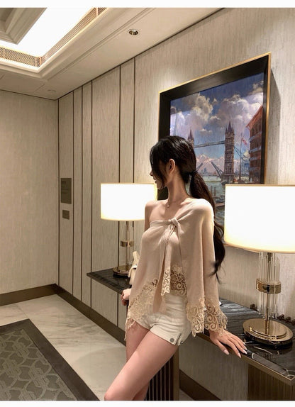 26Apr. 鬆弛慵懶vibe結構蕾絲披風上衣 蜜桃粉