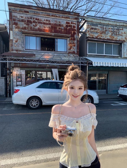 25Aug. 心動小白花微透視抽繩花上衣 白/黃