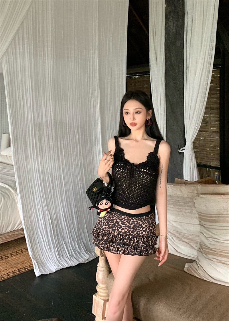 Jun. 島嶼渡假粗鈎織花背心 黑/紅