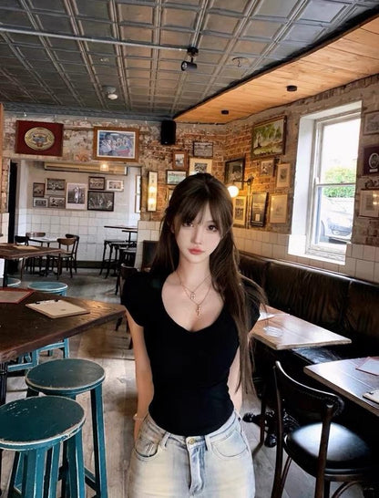 26Jul. 大美女親膚面膜V領上衣 白/灰/黑