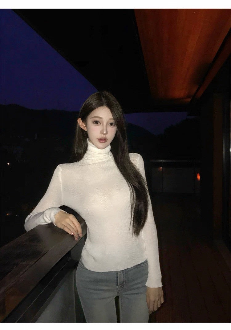 25Dec. 百搭舒適牌羊毛高領打底上衣 白