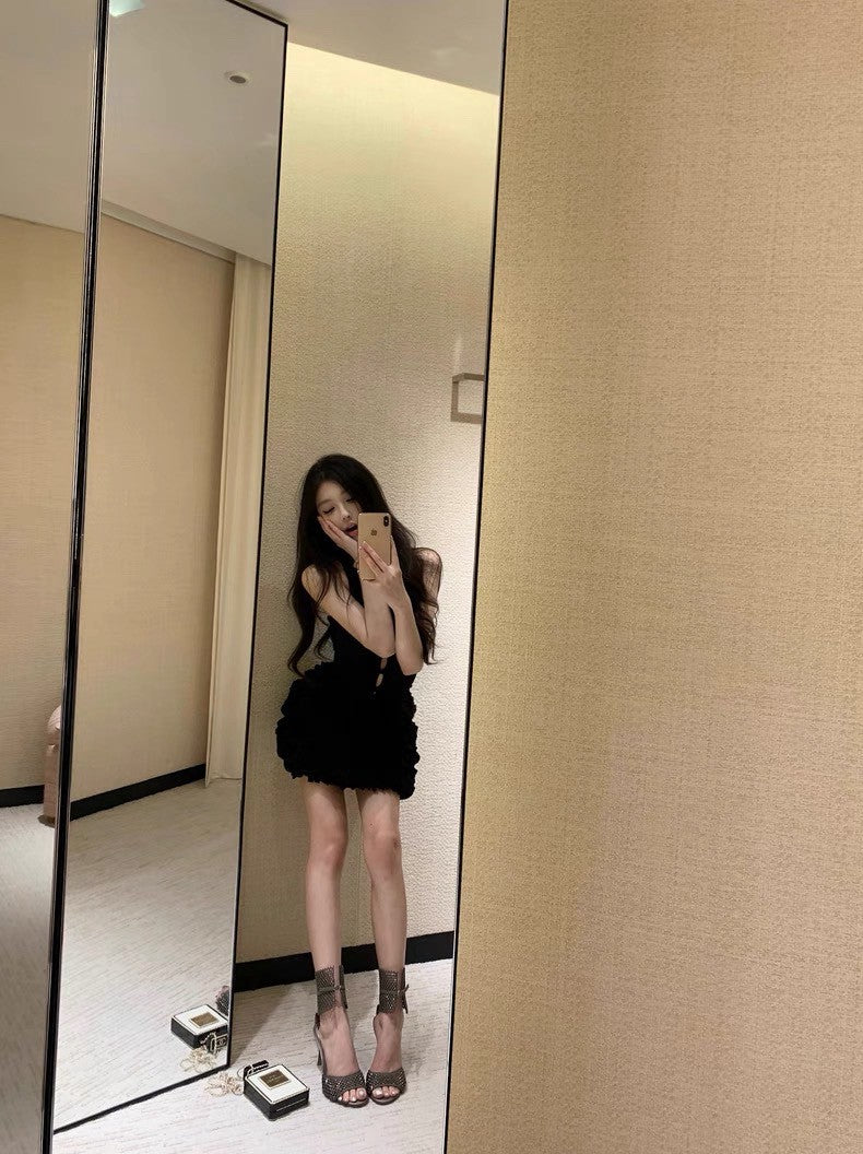 25Sep. 氣質千金經典黑拼接針織蛋糕連身裙