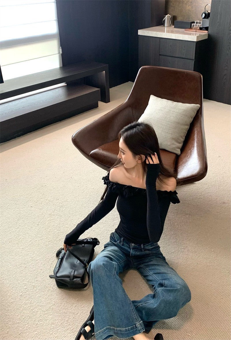 May. 花瓣少女 顯瘦一字領花邊修身上衣 黑色