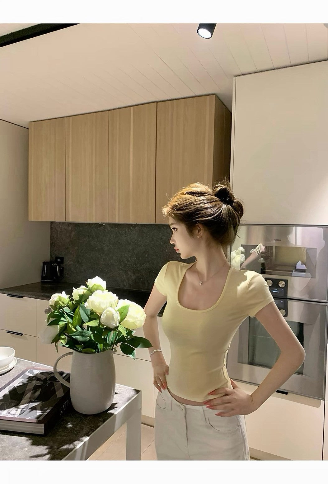 26May. 人生奶芙T基礎百搭U領短款上衣 黃/粉