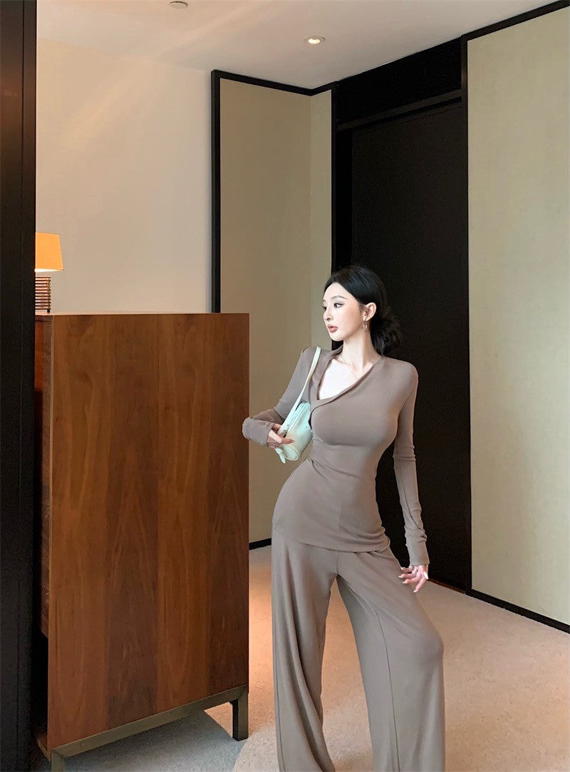 Jun. 好身材有氧不規則設計感長袖針織套裝 卡