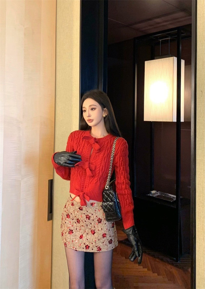 Feb. 一起過節 氛圍感重工蝴蝶結針織上衣 麻編亮片半身裙 紅