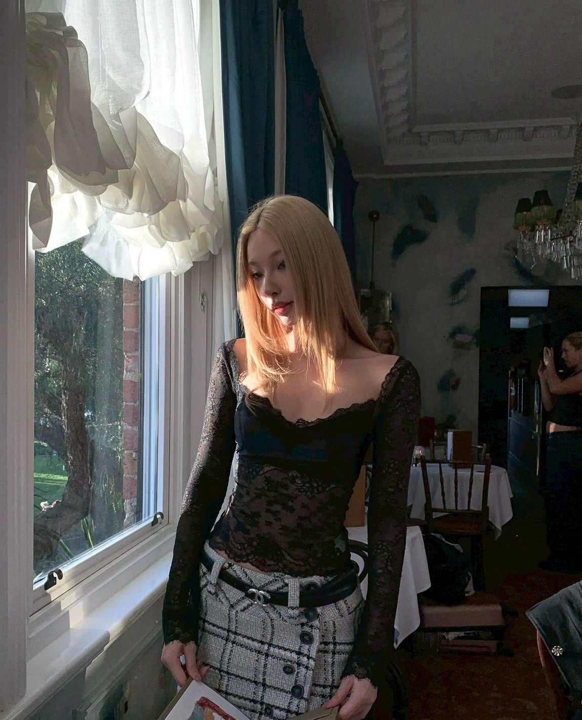 25Dec. 性感掛捕夢蕾絲拼接高彈美背上衣 杏/黑