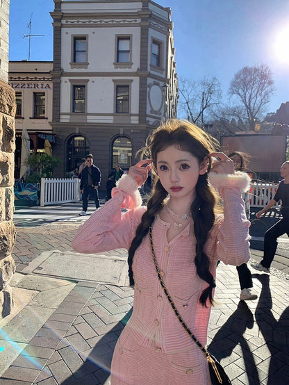 25Nov. 25B粉藍花楹 氣質織紗袖針織半身裙套裝 粉