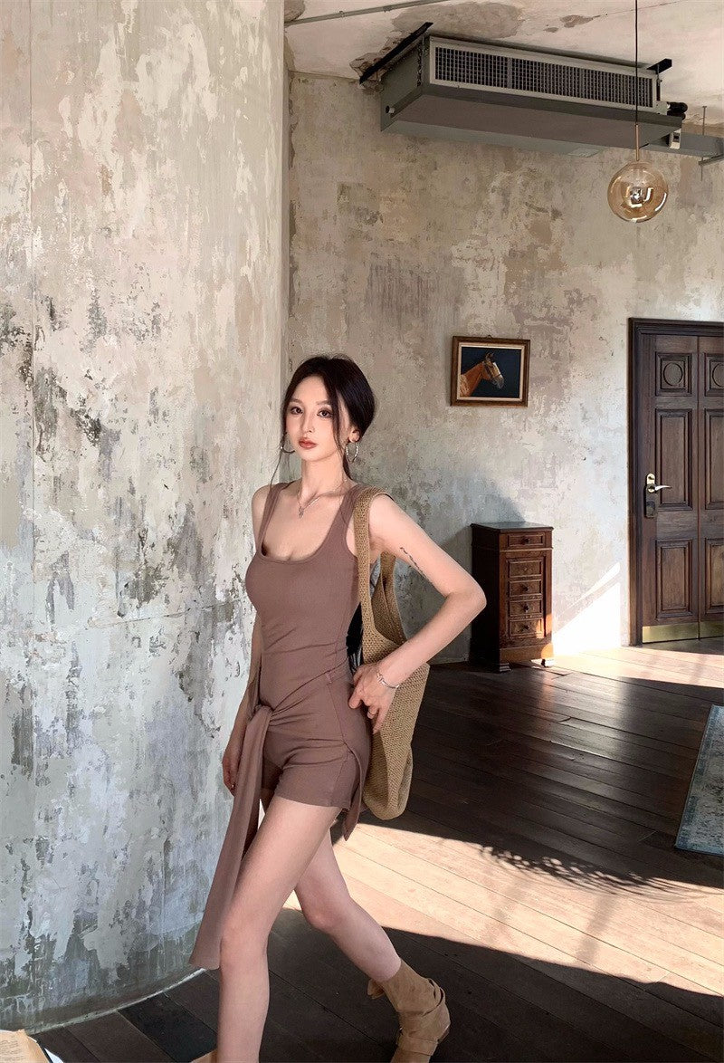26Apr. 歐美辣妹 彈力背心連體褲套裝 卡其