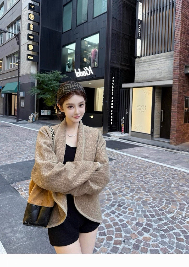 25Dec. 氣質羊絨慕斯帶胸墊U領七分袖上衣 黑