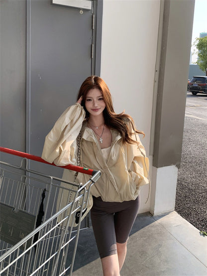 Jun. 美式寬鬆輕薄防曬連帽工裝外套 沙駝色