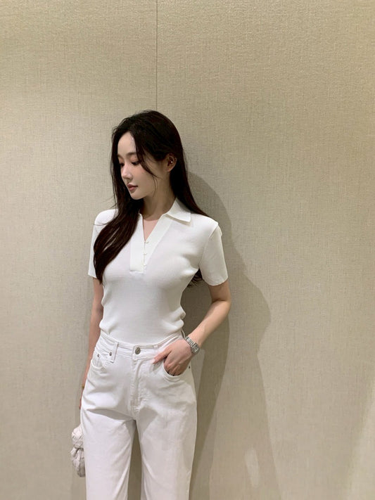 25Aug. 新款鈕扣領斜紋針織polo上衣 白