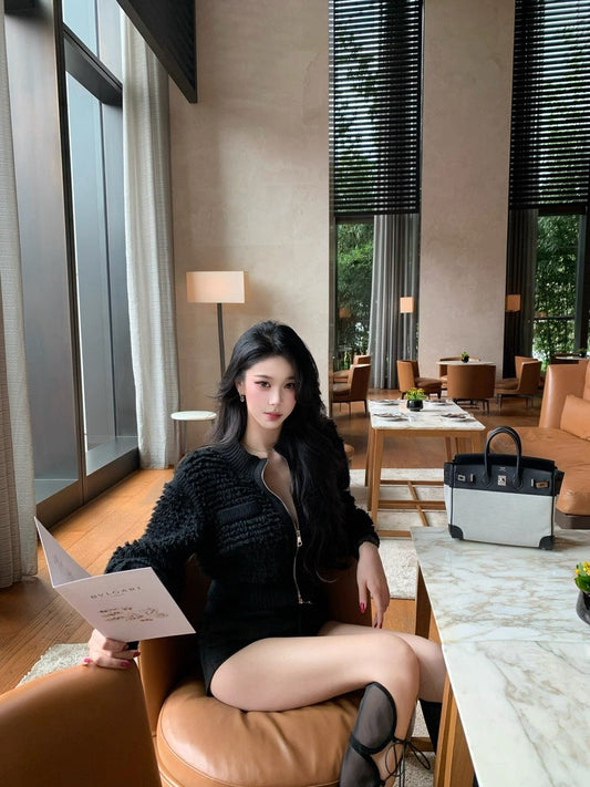 25Nov. 立體圈圈毛圓領短款外套 黑