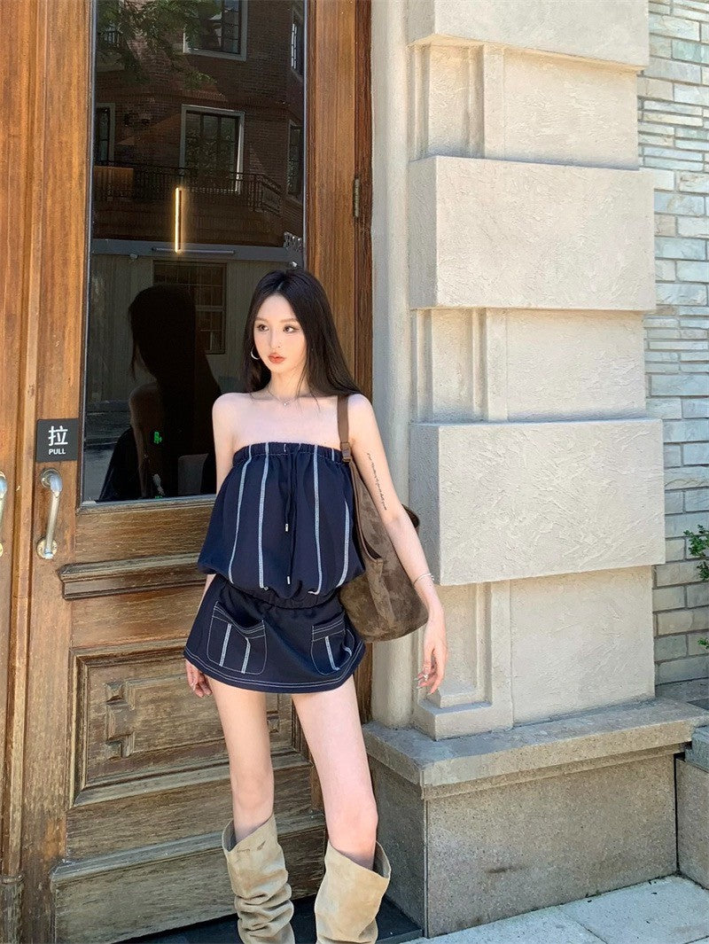 25Aug. 女團人物鬆緊撞色抹胸收腰連身裙 藍