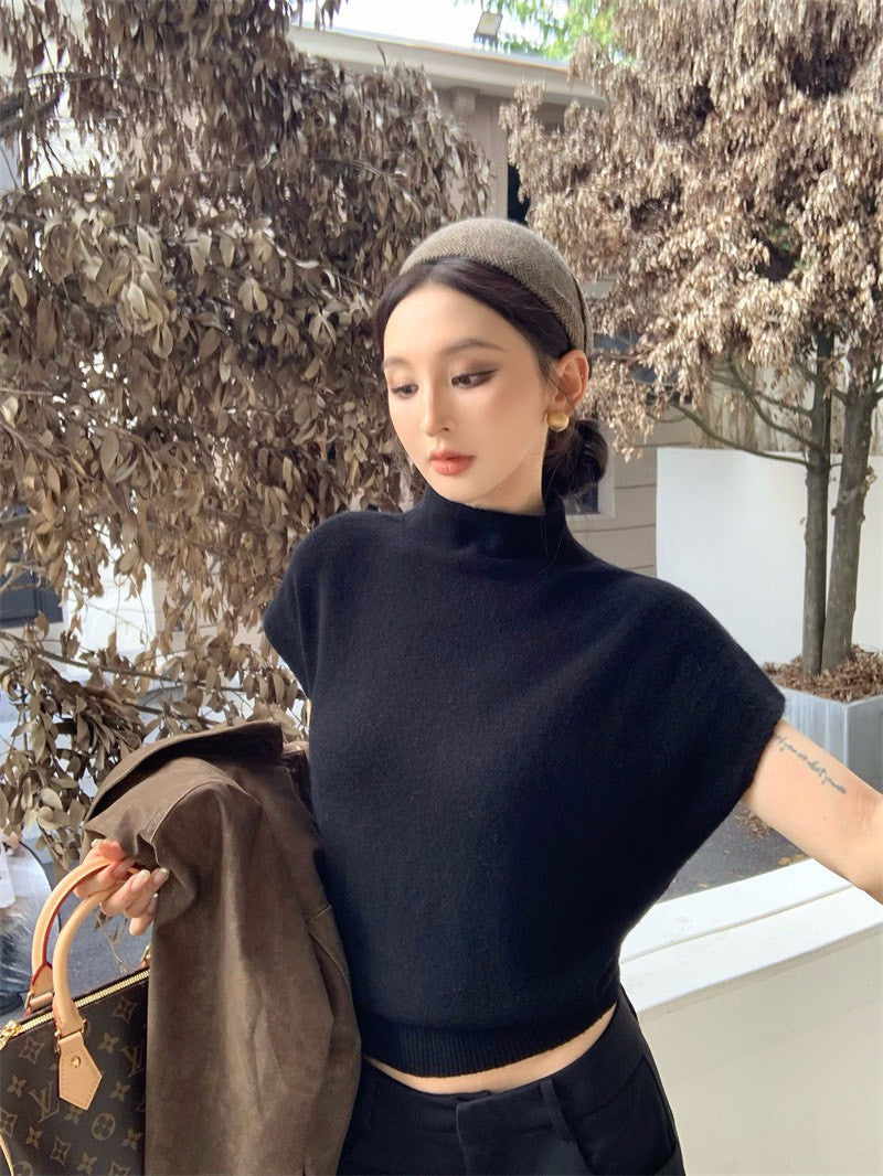 25Dec. 冬衣百穿微高領泡泡袖針織上衣 卡棕/黑