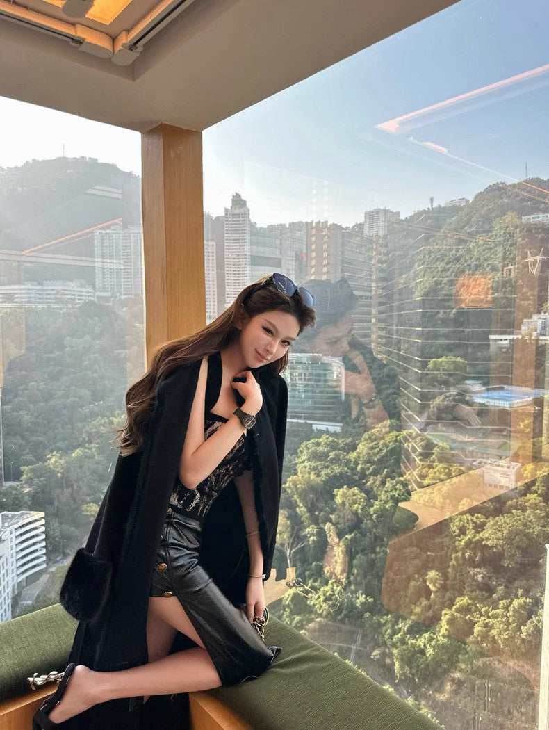 26Apr. 人均美腿! 小巴金釦兩片式漆面皮裙 白/黑