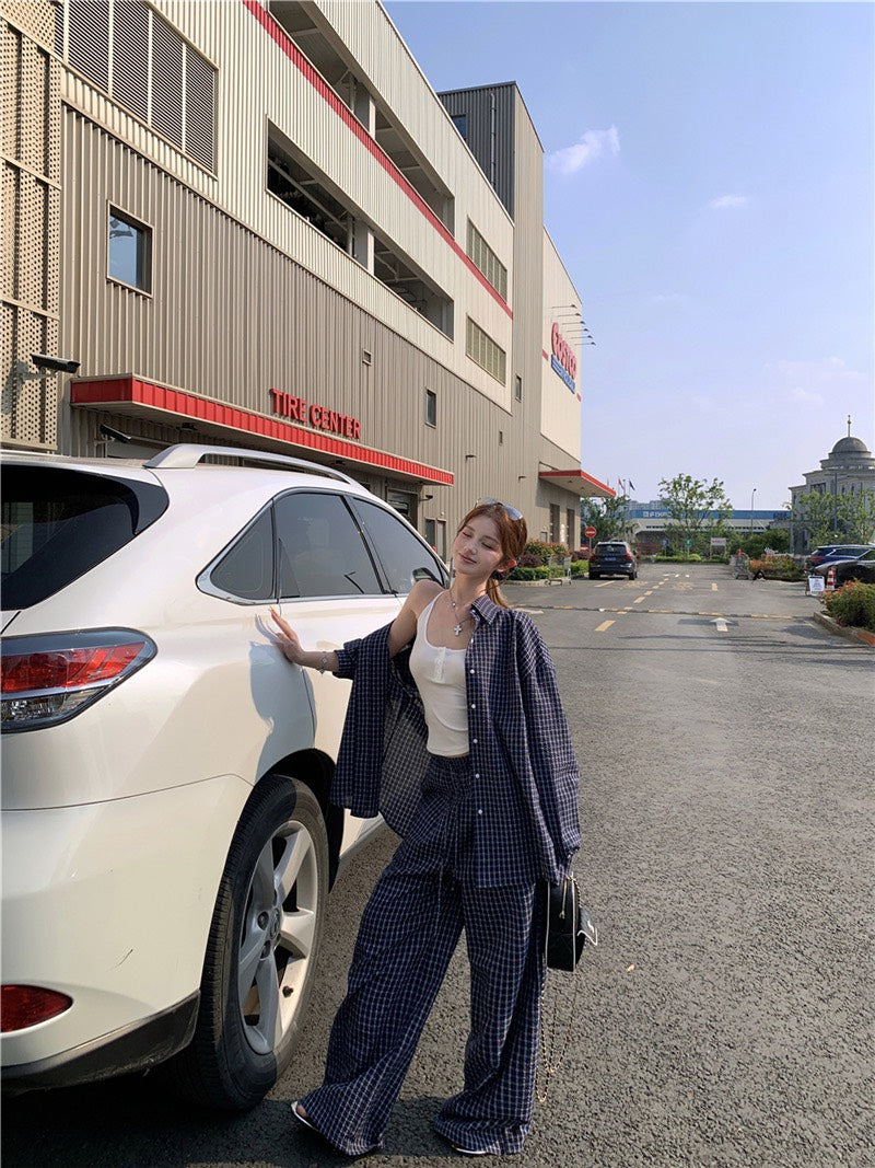 Jun. 奶藍泡芙休閒輕氧格紋襯衫 同花紋休閒褲 深藍格紋