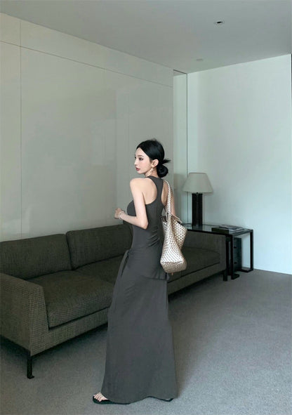 25Aug. 遮小腹瘦瘦工字背心裙（繫帶另附） 灰咖