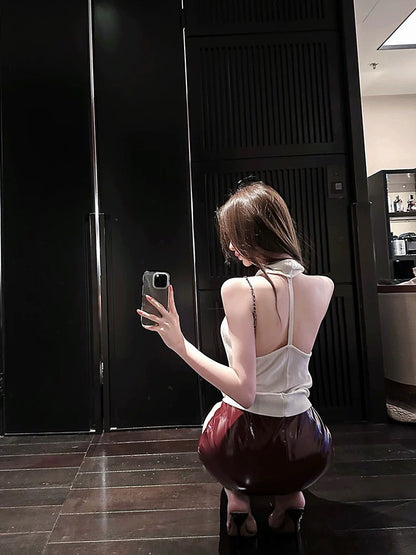 25Jul. 穿上就是氣質姊姊 蘯領露背背心 白