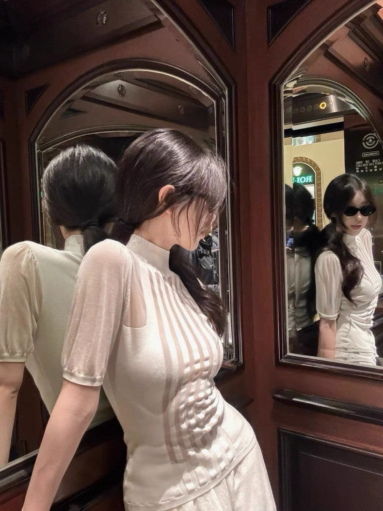 25Aug. 夢幻Franc*高奢時尚豎條感上衣 白/黑