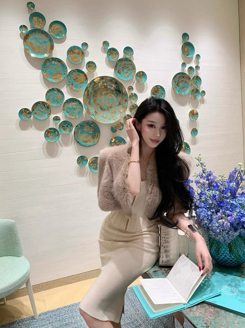 26Jan. 優雅lady溫柔酷颯兼具 舒適滿分金鍊針織背心/半身裙 米白